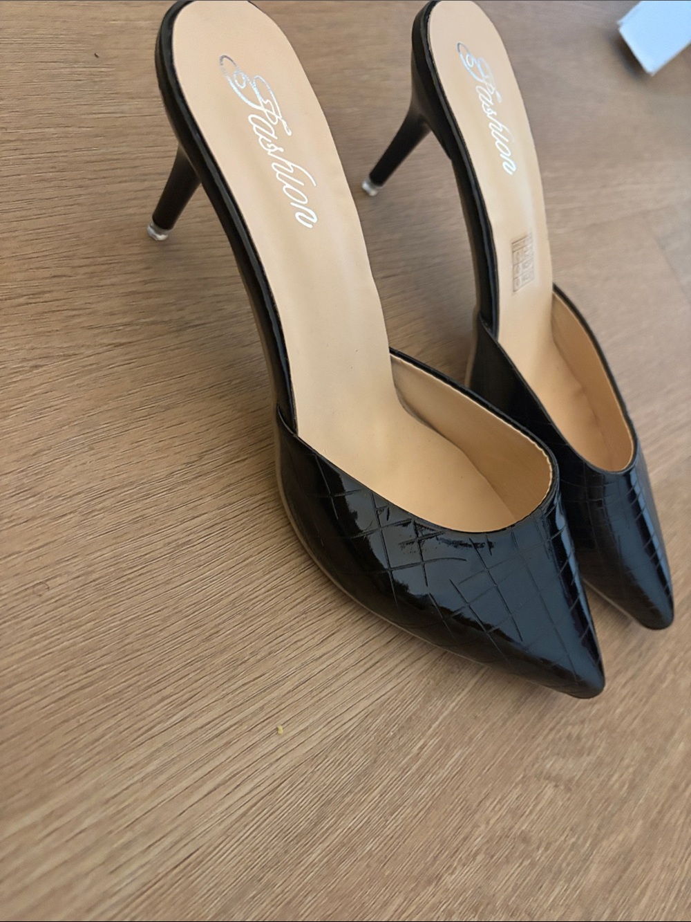 SHEIN Black Croc-Texture Pointed Toe Stiletto Mules